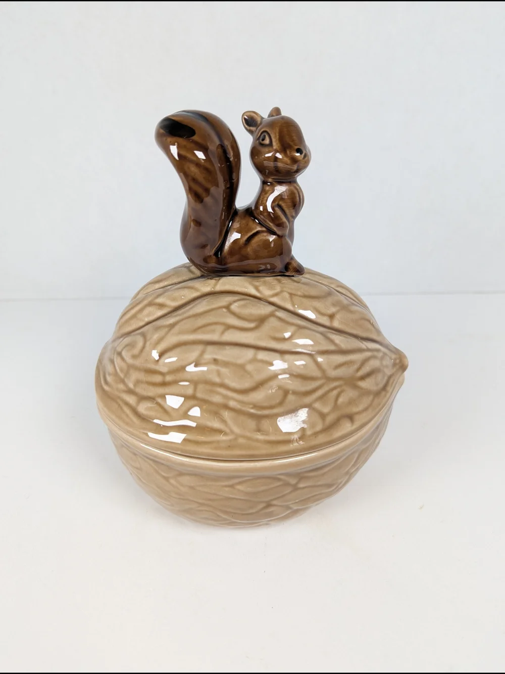 Vintage MCM Ceramic Squirrel on Walnut Acorn Candy Nut Dish Bowl